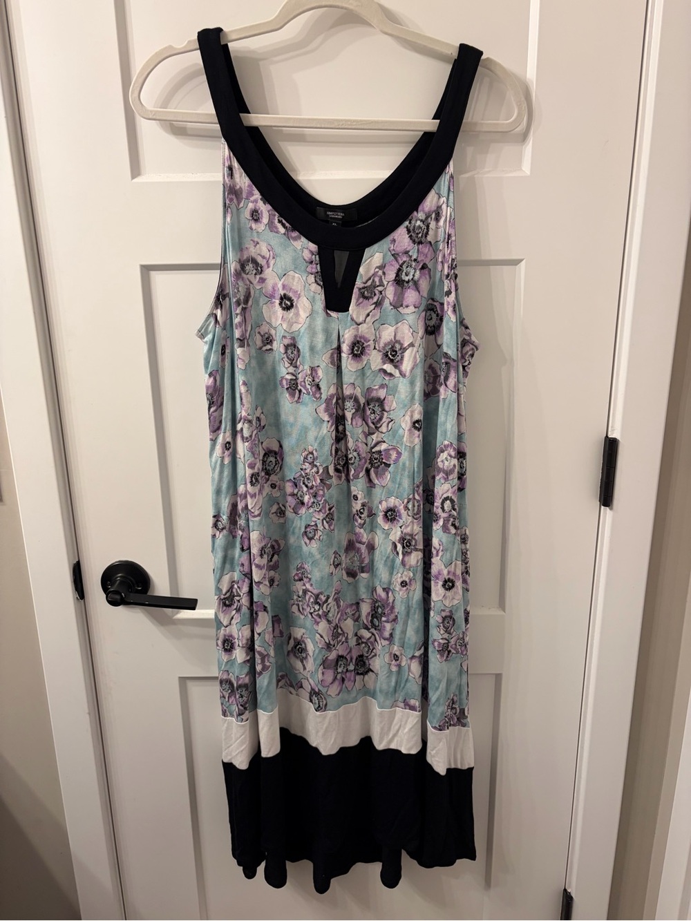 NWT Limited Quantity Simply Vera Vera Wang Aqua Floral Dress with Black Trim - Picture 3 of 7